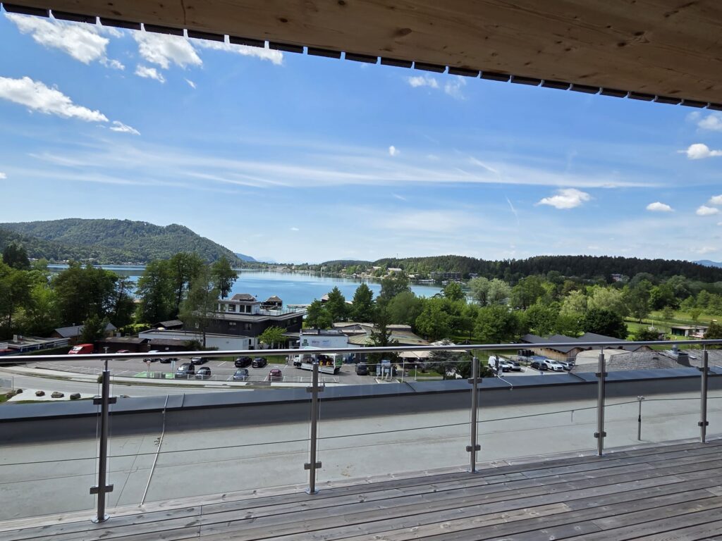 Penthouse Seerose Klopeiner See Terrasse